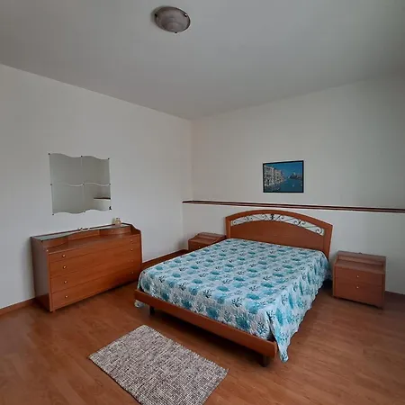 Appartement A Casa Di Roy Villasmundo