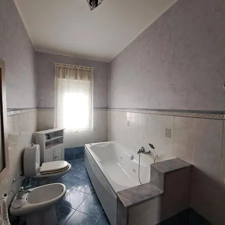 Апартаменты A Casa Di Roy *